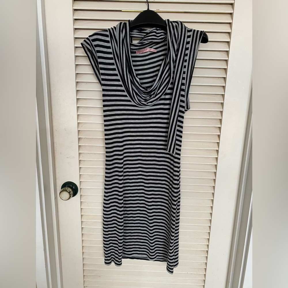 Juicy Couture gray black stripe dress or tunic P